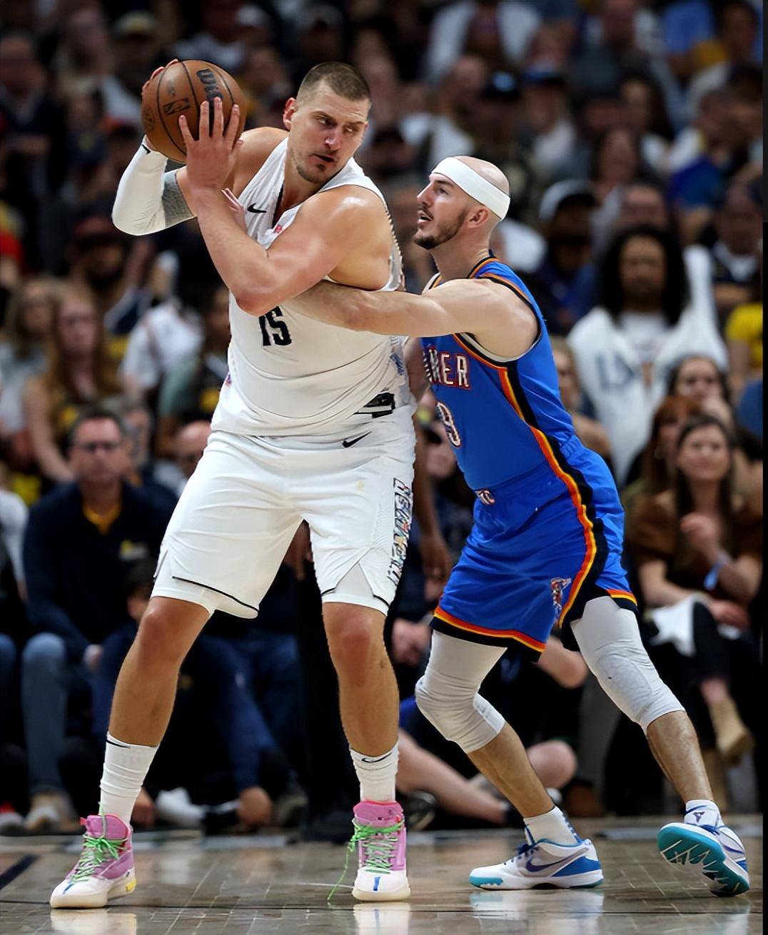 克塔表现出 克塔表现出