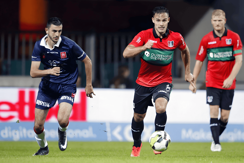 那不勒斯的 那不勒斯的